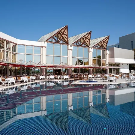 מלון Grand Ontur Çeşme