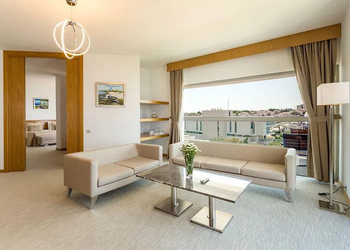 غراند أونتور سيسمي 5* Çeşme